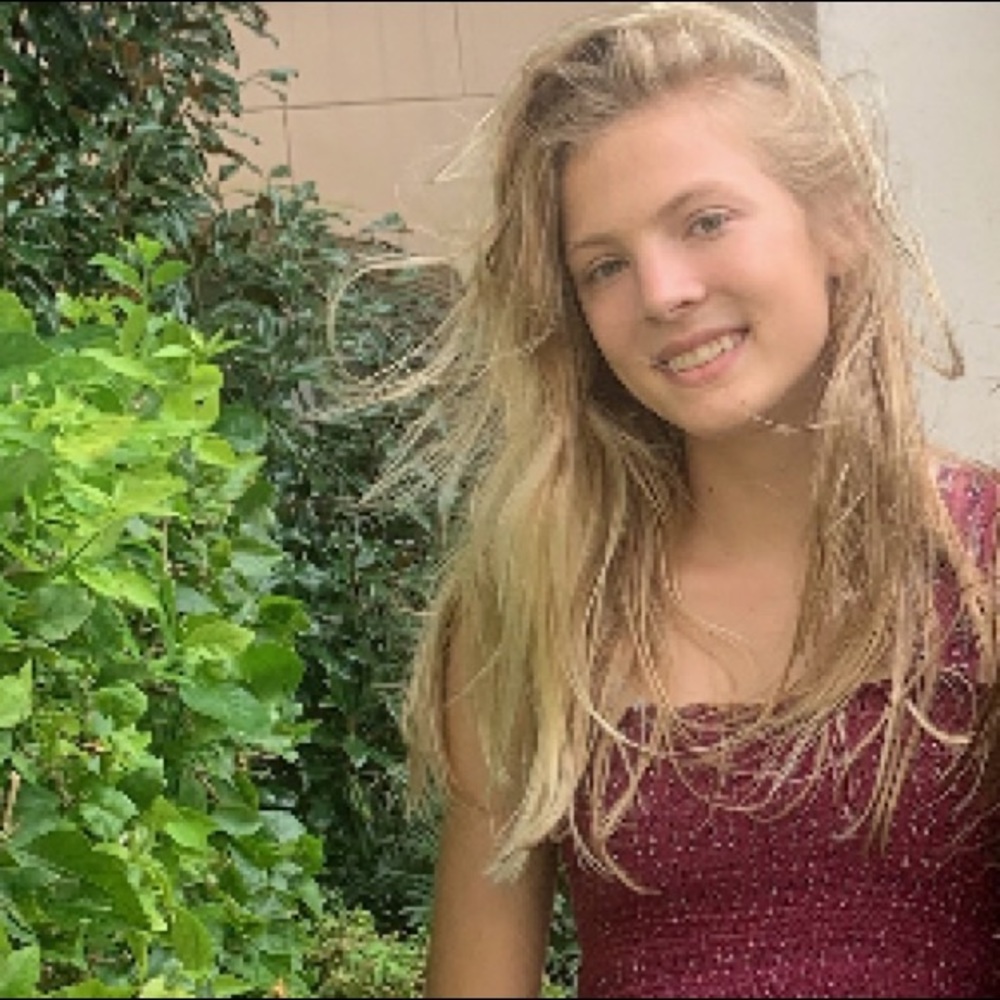Meet your Posher, Lauren